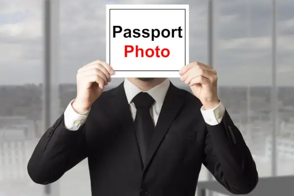 Como se vestir para uma foto de passaporte